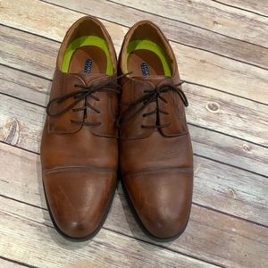 Mens Florsheim genuine leather comfortech ortholite shoes. Size 12.